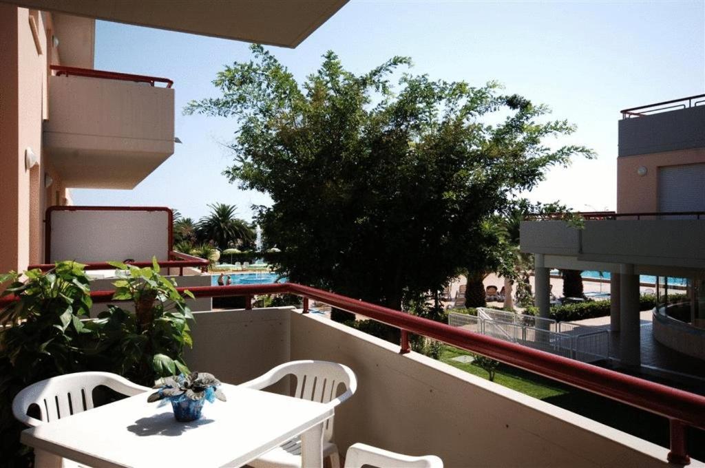IHR Residence Hotel Le Terrazze Grottammare Exterior foto
