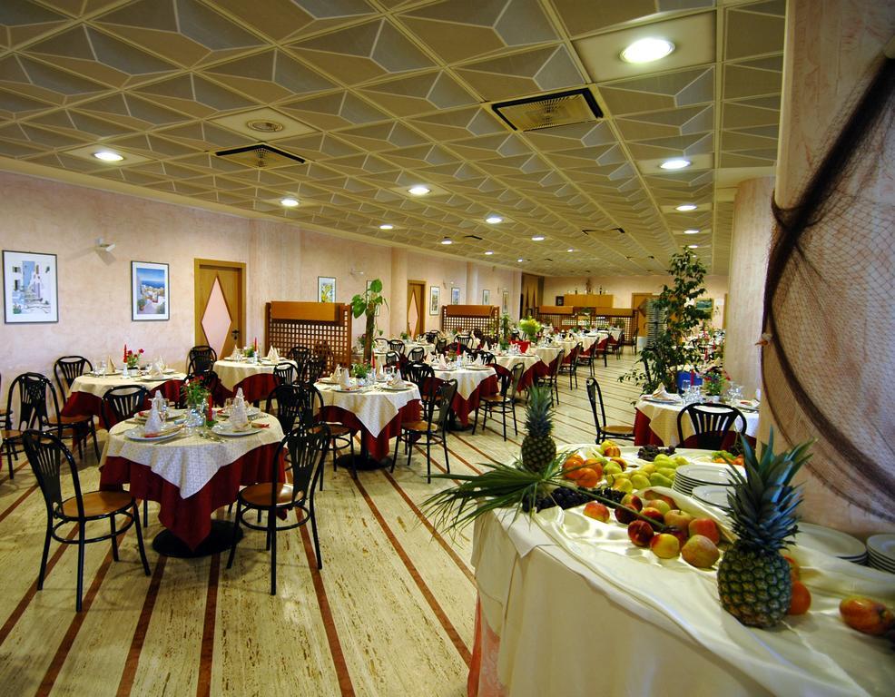 IHR Residence Hotel Le Terrazze Grottammare Exterior foto