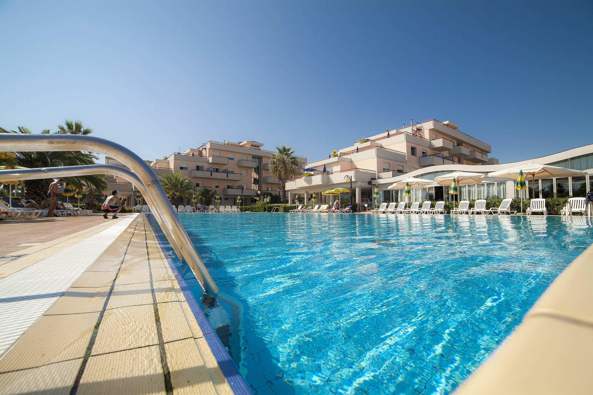 IHR Residence Hotel Le Terrazze Grottammare Exterior foto