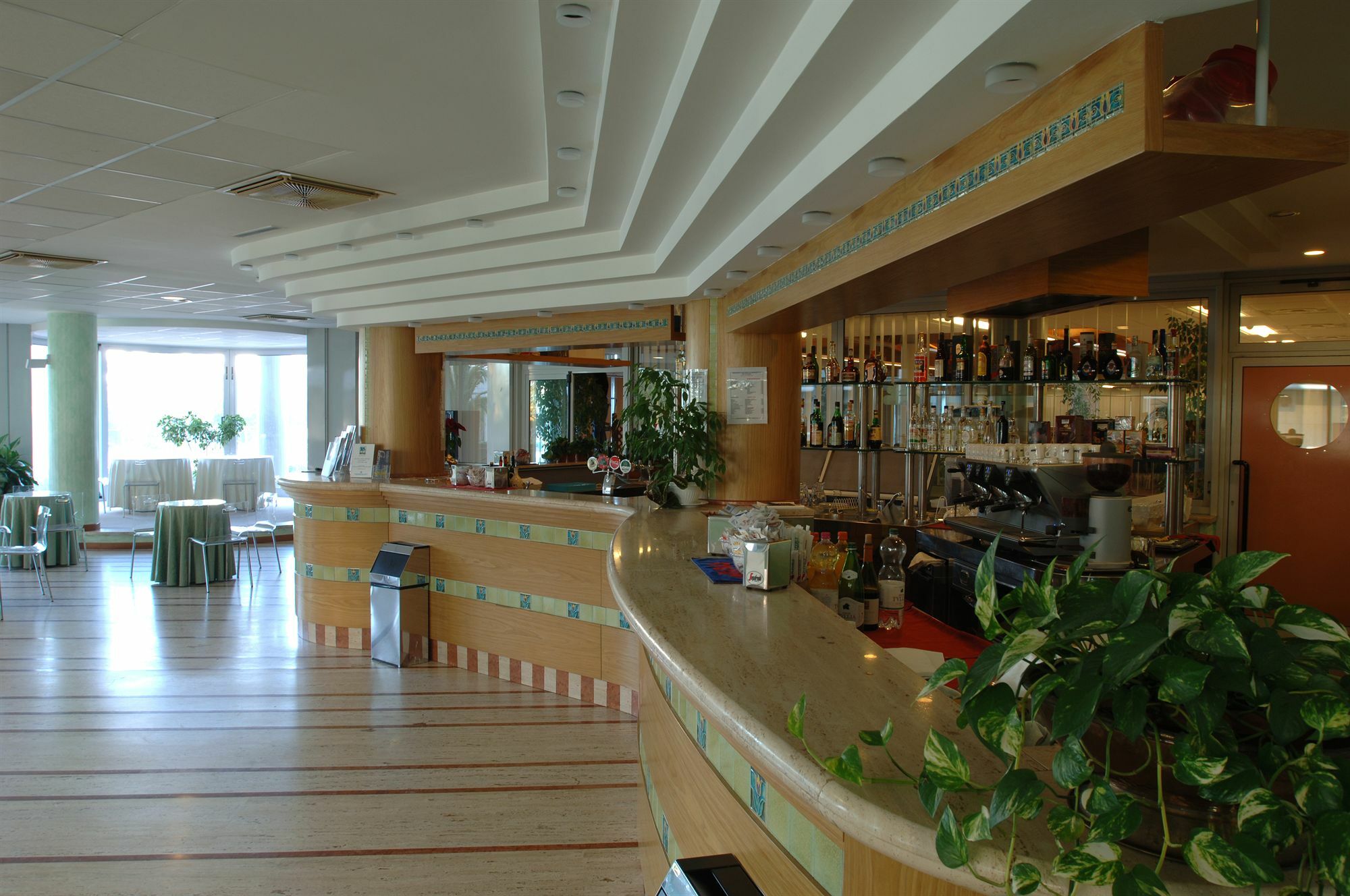 IHR Residence Hotel Le Terrazze Grottammare Exterior foto